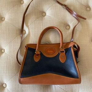 Dooney & Bourke small purse